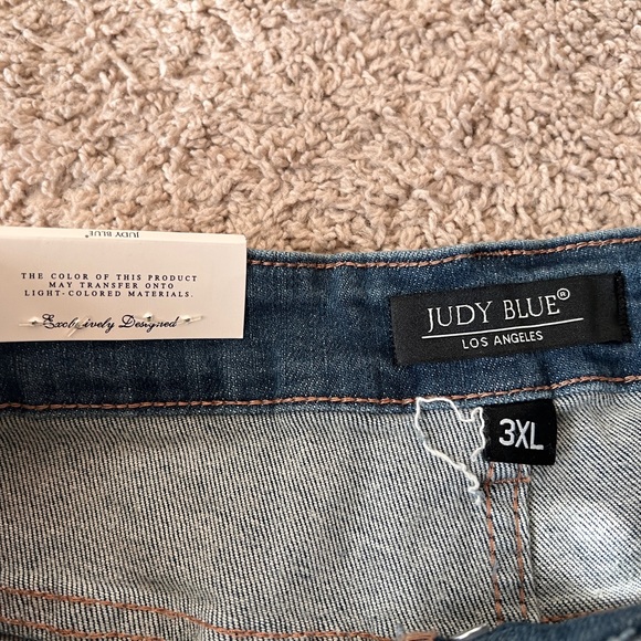 Judy Blue Faded Distressed Jean Shorts - Picture 5 of 5